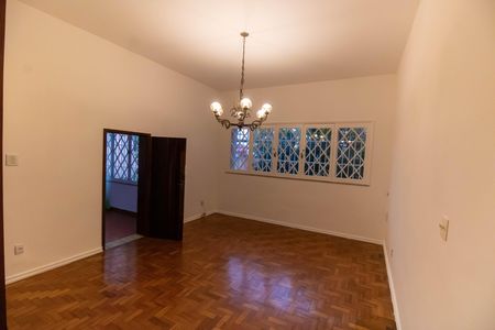 Sala de casa para alugar com 6 quartos, 300m² em São Francisco, Niterói