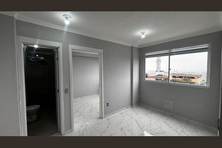 Apartamento à venda com 32m², 2 quartos e sem vaga Apartamento à venda com 32m², 2 quartos e sem vagaSala