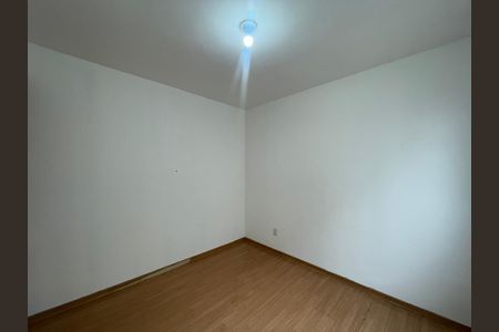 Quarto de apartamento para alugar com 2 quartos, 48m² em Santos Dumont, São Leopoldo