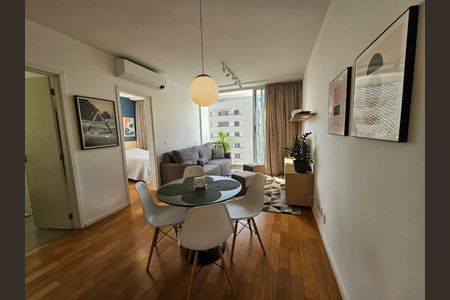 Sala de apartamento à venda com 2 quartos, 53m² em Cidade São Francisco, Osasco