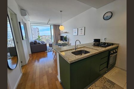 Cozinha de apartamento à venda com 2 quartos, 53m² em Cidade São Francisco, Osasco