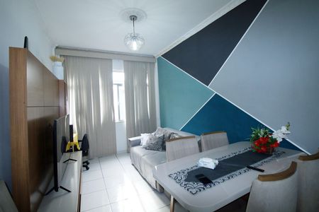 Sala de apartamento à venda com 2 quartos, 95m² em Olaria, Rio de Janeiro