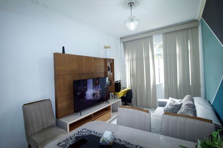 Sala de apartamento à venda com 2 quartos, 95m² em Olaria, Rio de Janeiro