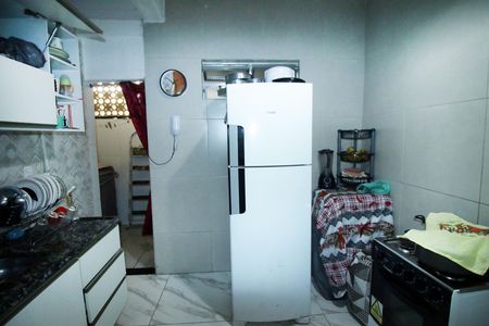 Apartamento à venda com 95m², 2 quartos e sem vagaCozinha