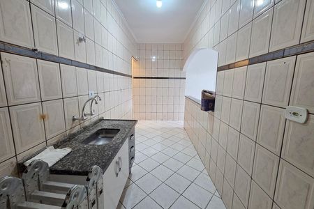Casa para alugar com 75m², 2 quartos e 2 vagas Casa para alugar com 75m², 2 quartos e 2 vagasCozinha