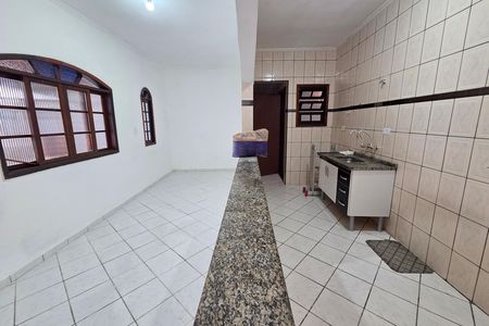Sala de casa para alugar com 2 quartos, 75m² em Vila Tupi, Praia Grande