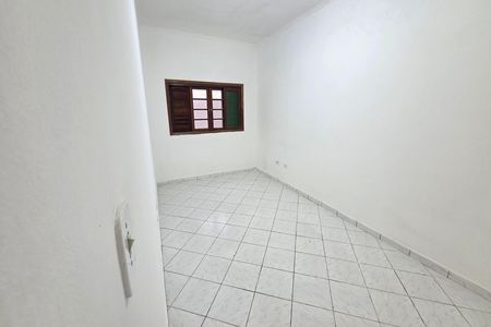 Casa para alugar com 75m², 2 quartos e 2 vagas Casa para alugar com 75m², 2 quartos e 2 vagasQuarto 1