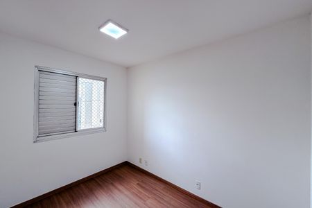 Apartamento para alugar com 58m², 2 quartos e 1 vagaQuarto 2
