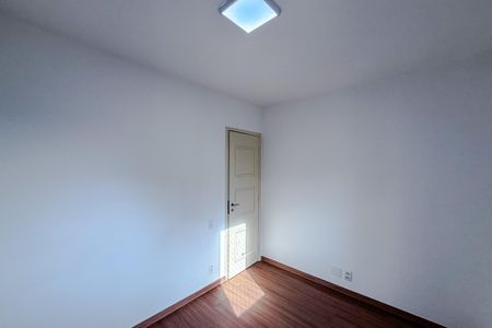Apartamento para alugar com 58m², 2 quartos e 1 vagaQuarto 1