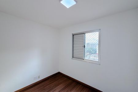 Apartamento para alugar com 58m², 2 quartos e 1 vagaQuarto 1