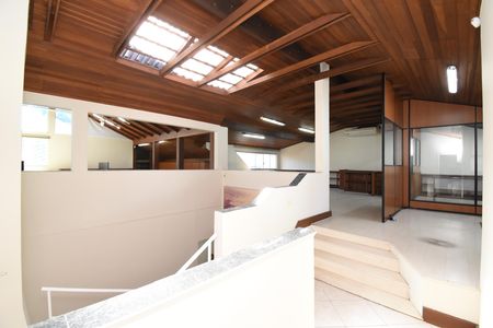 Casa à venda com 420m², 5 quartos e 4 vagasÁtico