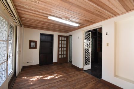 Hall de entrada de casa à venda com 5 quartos, 420m² em Centro, Curitiba