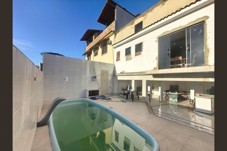 Casa à venda com 350000m², 4 quartos e 3 vagas