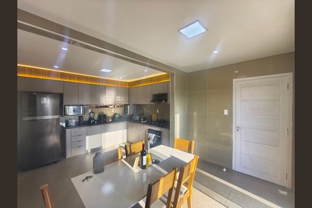 Casa à venda com 350000m², 4 quartos e 3 vagas