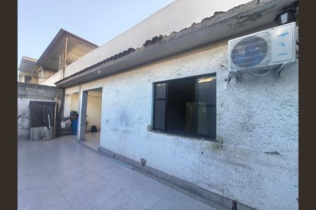 Casa à venda com 350000m², 4 quartos e 3 vagas