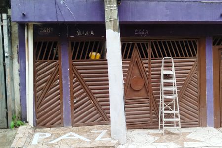 Casa para alugar com 35m², 1 quarto e sem vaga