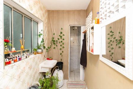 Casa à venda com 250m², 4 quartos e 5 vagas Casa à venda com 250m², 4 quartos e 5 vagasÁrea de Serviço
