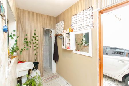 Casa à venda com 250m², 4 quartos e 5 vagas Casa à venda com 250m², 4 quartos e 5 vagasÁrea de Serviço