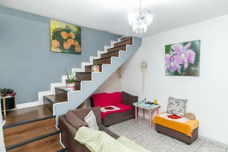 Sala de casa à venda com 4 quartos, 250m² em Jardim Ipe, São Paulo