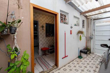 Casa à venda com 250m², 4 quartos e 5 vagas Casa à venda com 250m², 4 quartos e 5 vagasGaragem