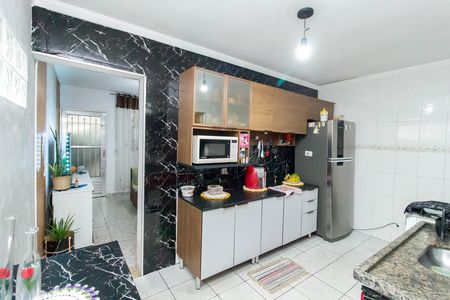 Casa à venda com 250m², 4 quartos e 5 vagas Casa à venda com 250m², 4 quartos e 5 vagasCozinha