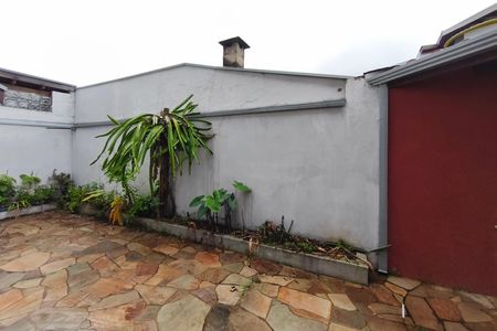 Casa de condomínio à venda com 247m², 3 quartos e 2 vagas Casa de condomínio à venda com 247m², 3 quartos e 2 vagasQuintal