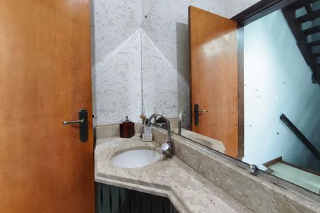 Casa de condomínio à venda com 247m², 3 quartos e 2 vagas Casa de condomínio à venda com 247m², 3 quartos e 2 vagasLavabo