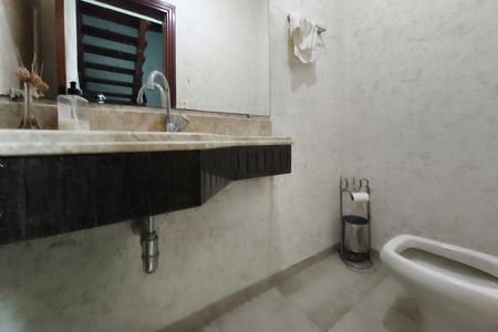 Casa de condomínio à venda com 247m², 3 quartos e 2 vagas Casa de condomínio à venda com 247m², 3 quartos e 2 vagasLavabo