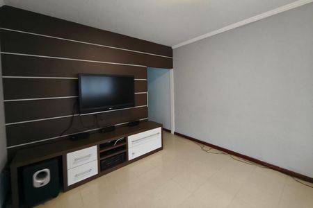 Casa de condomínio à venda com 247m², 3 quartos e 2 vagas Casa de condomínio à venda com 247m², 3 quartos e 2 vagasSala de TV