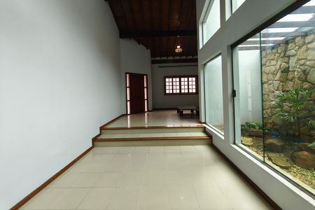 Casa de condomínio à venda com 247m², 3 quartos e 2 vagas Casa de condomínio à venda com 247m², 3 quartos e 2 vagasSala de Estar