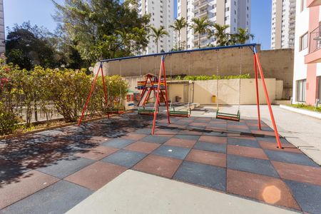 Apartamento à venda com 77m², 3 quartos e 2 vagasÁrea comum - Playground
