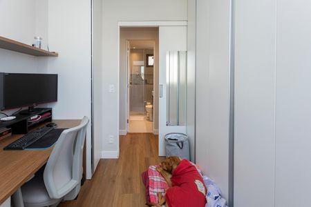 Apartamento à venda com 77m², 3 quartos e 2 vagasQuarto 2