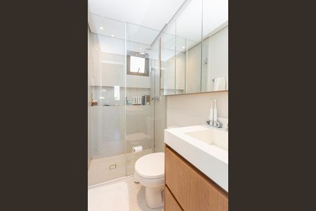 Apartamento à venda com 77m², 3 quartos e 2 vagasBanheiro da Suíte