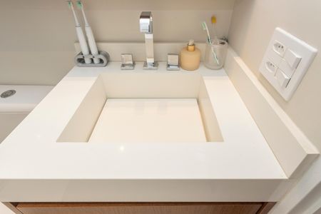 Apartamento à venda com 77m², 3 quartos e 2 vagasBanheiro da Suíte
