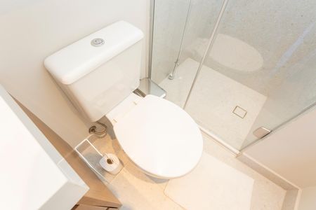 Apartamento à venda com 77m², 3 quartos e 2 vagasBanheiro