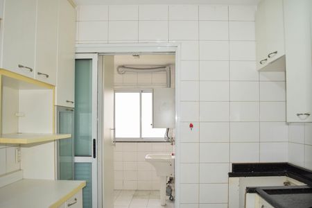 Apartamento para alugar com 68m², 3 quartos e 2 vagas Apartamento para alugar com 68m², 3 quartos e 2 vagasCozinha