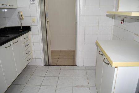 Apartamento para alugar com 68m², 3 quartos e 2 vagas Apartamento para alugar com 68m², 3 quartos e 2 vagasCozinha