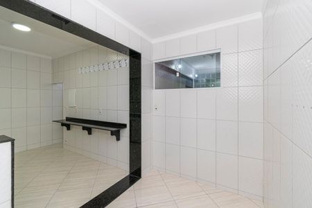 Casa à venda com 240m², 3 quartos e 3 vagas Casa à venda com 240m², 3 quartos e 3 vagasCopa