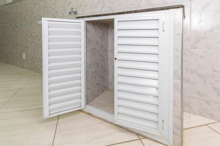 Casa à venda com 240m², 3 quartos e 3 vagas Casa à venda com 240m², 3 quartos e 3 vagasÁrea de Serviço