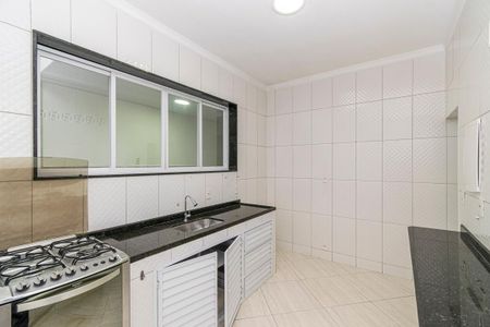 Casa à venda com 240m², 3 quartos e 3 vagas Casa à venda com 240m², 3 quartos e 3 vagasCozinha