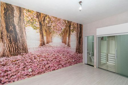 Casa à venda com 240m², 3 quartos e 3 vagas Casa à venda com 240m², 3 quartos e 3 vagasSuíte