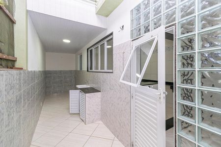 Casa à venda com 240m², 3 quartos e 3 vagas Casa à venda com 240m², 3 quartos e 3 vagasÁrea de Serviço