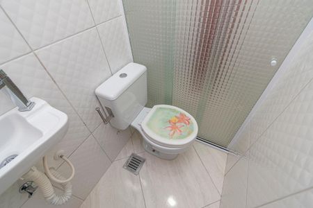 Casa à venda com 240m², 3 quartos e 3 vagas Casa à venda com 240m², 3 quartos e 3 vagasBanheiro da Suíte