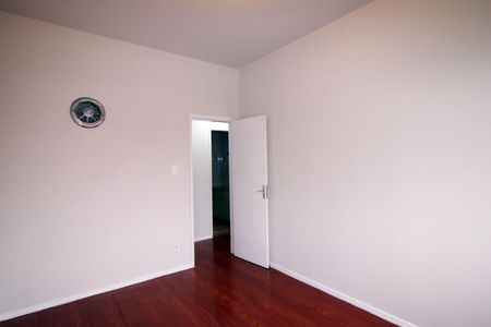 Apartamento à venda com 68m², 3 quartos e 1 vagaQuarto 2
