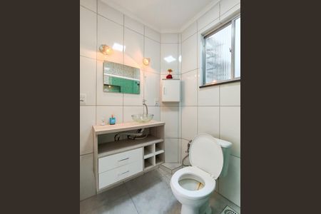 Apartamento para alugar com 74m², 2 quartos e sem vaga Apartamento para alugar com 74m², 2 quartos e sem vagaBanheiro Corredor