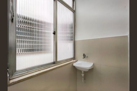Apartamento para alugar com 74m², 2 quartos e sem vaga Apartamento para alugar com 74m², 2 quartos e sem vagaÁrea de Serviço