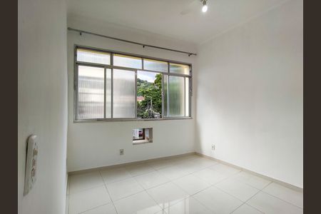 Apartamento para alugar com 74m², 2 quartos e sem vaga Apartamento para alugar com 74m², 2 quartos e sem vagaQuarto 1