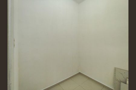 Apartamento para alugar com 74m², 2 quartos e sem vaga Apartamento para alugar com 74m², 2 quartos e sem vagaQuarto de Serviço