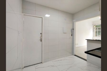 Apartamento para alugar com 74m², 2 quartos e sem vaga Apartamento para alugar com 74m², 2 quartos e sem vagaCozinha