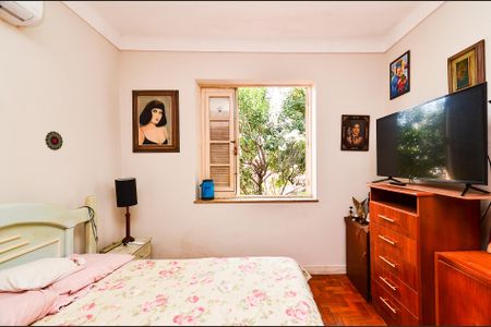 Casa à venda com 308m², 4 quartos e 1 vagaQuarto 2